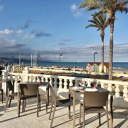 San Juan Gæstehus 2*